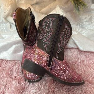 Gently used. Toddler Girls Roper Boots. Toddler Size: 7